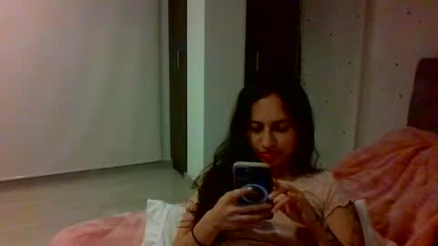 _alyson online show from September 15, 2025, 4:45 am