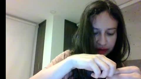 _alyson online show from October 22, 2025, 4:02 am