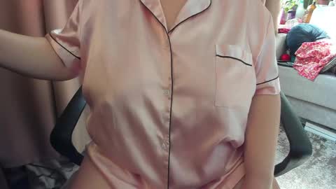 lisa online show from April 18, 2026, 7:34 am