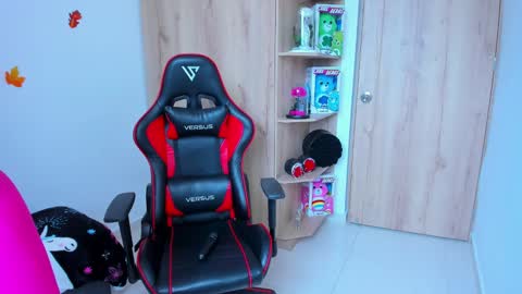 AMANDA online show from December 12, 2024, 6:31 pm