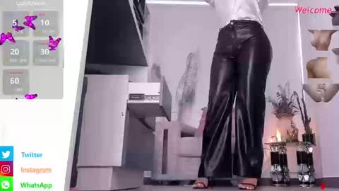 Ana Bolena online show from September 8, 2025, 2:38 pm