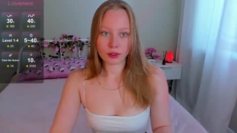 Snapshot of _angelblaze chatting on June 21, 2026, 5:10 am _angelblaze online show from June 21, 2026, 5:10 am
