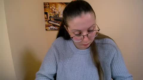 Snapshot of _annabelle_lee chatting on February 13, 2025, 10:55 am Anna online show from February 13, 2025, 10:55 am