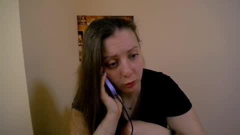 Snapshot of _annabelle_lee chatting on March 12, 2025, 7:24 am Anna online show from March 12, 2025, 7:24 am