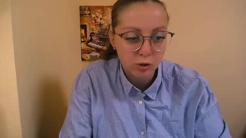 Snapshot of _annabelle_lee chatting on October 3, 2025, 7:05 am Anna online show from October 3, 2025, 7:05 am