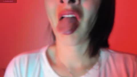 antonia online show from November 9, 2025, 10:24 am