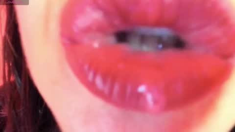 antonia online show from November 11, 2025, 10:15 am