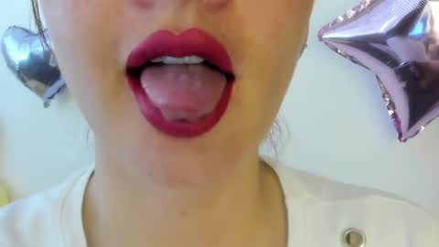 antonia online show from June 11, 2026, 4:27 pm