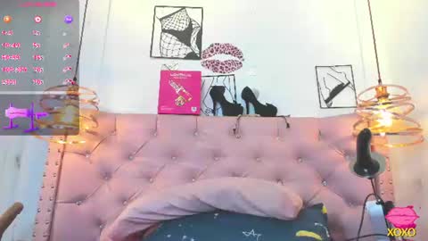 Snapshot of _antonella_11 chatting on June 30, 2026, 11:17 pm _antonella_11 online show from June 30, 2026, 11:17 pm