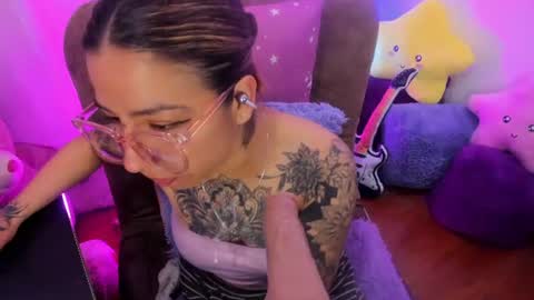 Snapshot of _antonella_dreams chatting on July 8, 2026, 8:35 pm _antonella_dreams online show from July 8, 2026, 8:35 pm