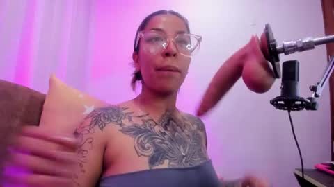 Snapshot of _antonella_dreams chatting on July 13, 2026, 11:24 am _antonella_dreams online show from July 13, 2026, 11:24 am