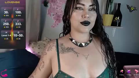 Angie online show from October 19, 2025, 2:34 am