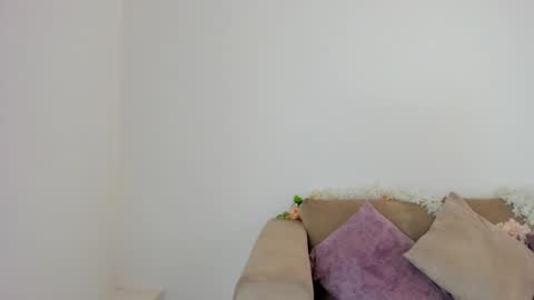    online show from January 14, 2025, 3:15 pm