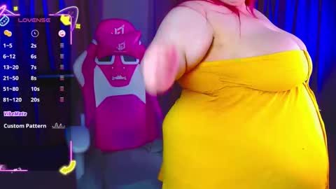 _ariaakashi_ online show from September 13, 2025, 7:08 am