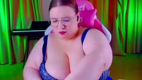 Snapshot of _ariaakashi_ chatting on August 2, 2026, 9:41 am _ariaakashi_ online show from August 2, 2026, 9:41 am