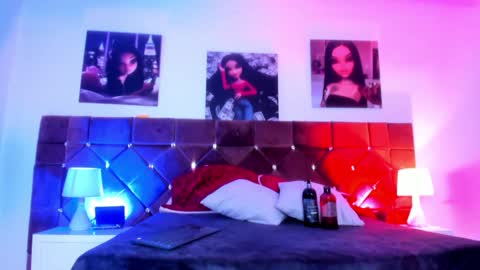 Ariana  online show from February 6, 2025, 12:16 pm