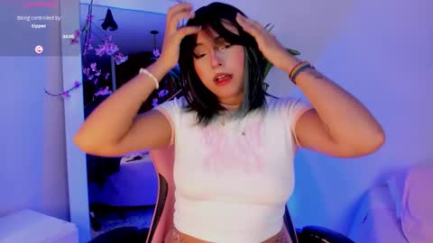   online show from November 14, 2025, 12:37 pm