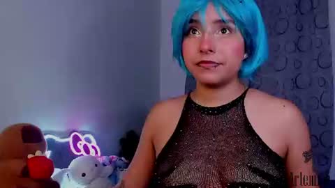 Snapshot of _artemish__ chatting on July 17, 2026, 1:45 am online show from July 17, 2026, 1:45 am