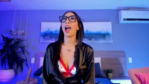 Ashly online show from March 26, 2026, 8:03 pm