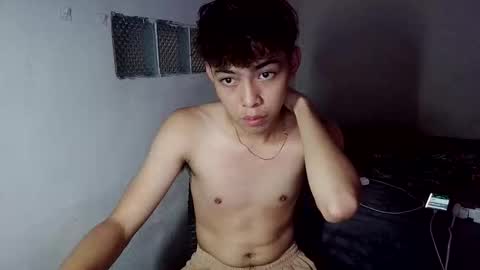 _asiancutebaby online show from April 1, 2026, 9:21 am