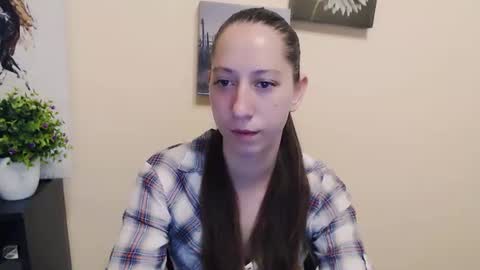 _astraia_ online show from June 10, 2026, 6:45 am