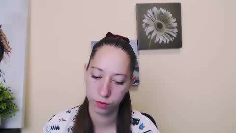 _astraia_ online show from June 18, 2026, 6:57 am