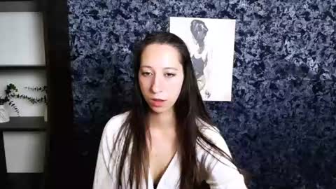 _astraia_ online show from July 3, 2026, 7:37 am