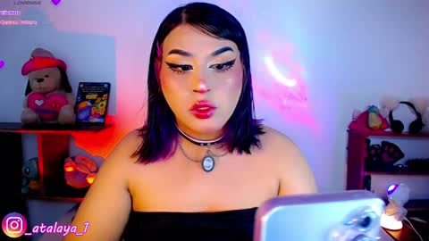 independent model atalaya online show from January 5, 2025, 3:43 am