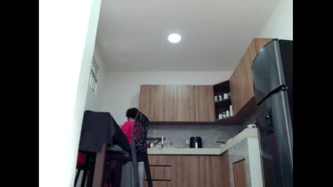 atenea online show from April 9, 2026, 3:50 pm