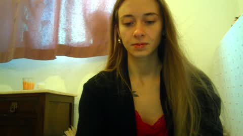_aurora_sweet online show from December 9, 2024, 9:28 am