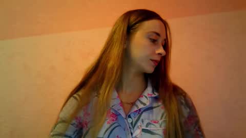 _aurora_sweet online show from October 31, 2025, 8:26 am