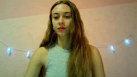 _aurora_sweet online show from November 10, 2025, 8:46 am