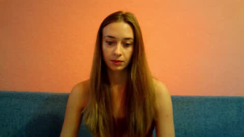 _aurora_sweet online show from December 1, 2025, 8:19 am