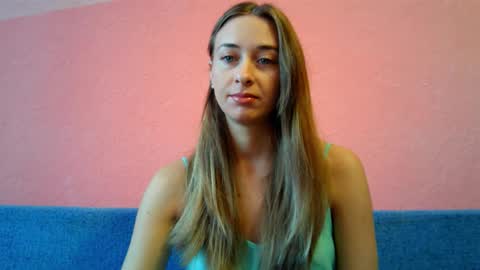 _aurora_sweet online show from December 4, 2025, 8:56 am