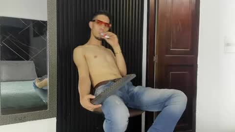 Snapshot of _axel_09 chatting on April 18, 2026, 4:44 pm _axel_09 online show from April 18, 2026, 4:44 pm