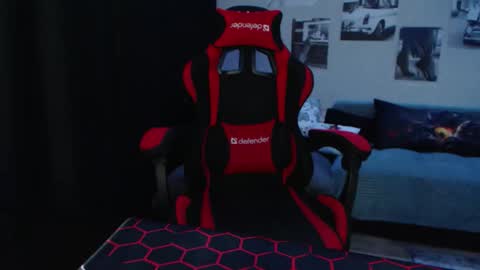 Tiffany online show from October 2, 2025, 12:17 am