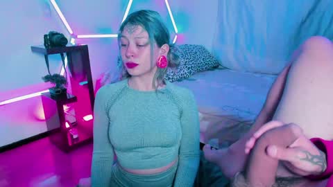 Lunita  online show from January 23, 2025, 1:19 am