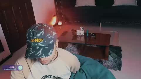 Lunita  online show from February 28, 2025, 4:20 pm