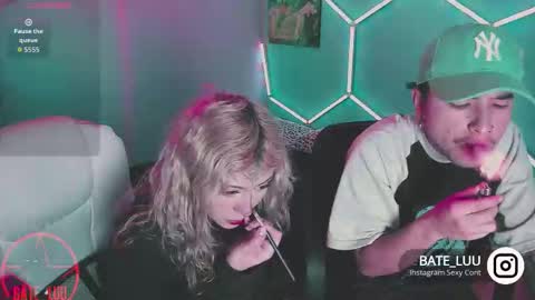 Lunita  online show from October 16, 2025, 3:18 am