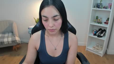 Bella Evans online show from March 5, 2026, 5:47 am