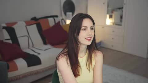 Lili online show from February 24, 2025, 10:15 am