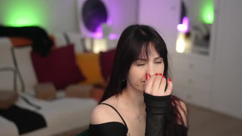 Lili online show from October 11, 2025, 11:31 am