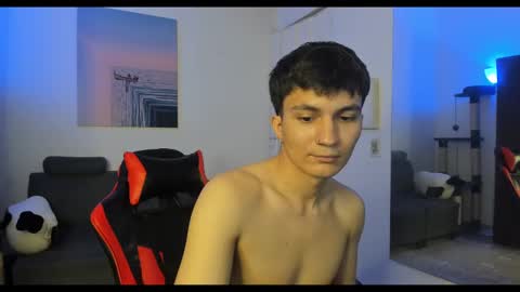 Snapshot of _blakee chatting on January 25, 2025, 2:15 am B L A K E online show from January 25, 2025, 2:15 am