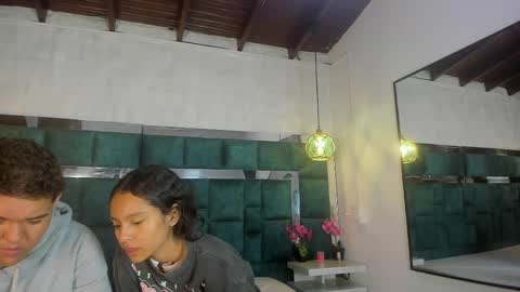 _bonnyandclyde online show from March 31, 2026, 12:49 pm