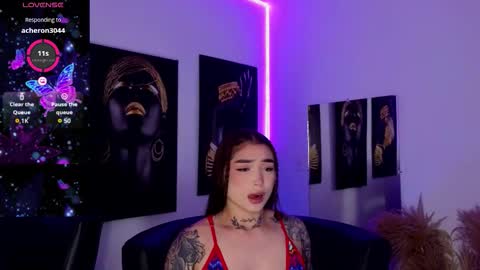 Brenna online show from November 26, 2025, 7:26 pm