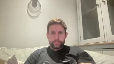  UK BigThick Cock  online show from October 9, 2025, 12:58 pm