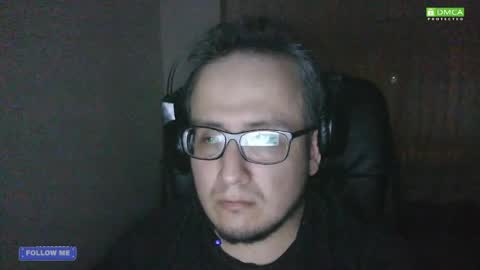 _buckle_ online show from May 6, 2026, 4:52 am