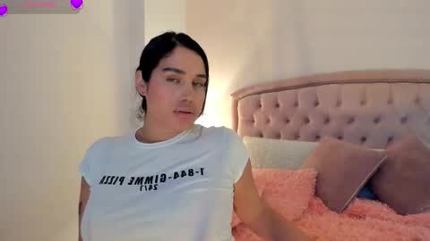 cailyn  online show from December 4, 2025, 8:06 pm