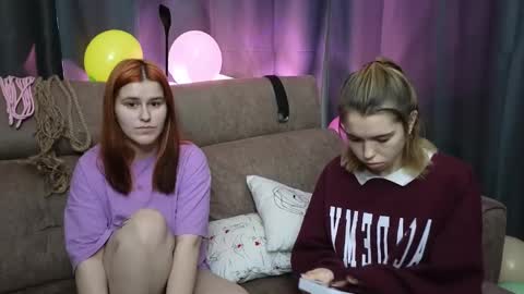 _capybara0_0 online show from February 17, 2025, 4:53 am