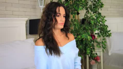 Snapshot of _carlawhite_ chatting on October 6, 2025, 3:48 am _carlawhite_ online show from October 6, 2025, 3:48 am